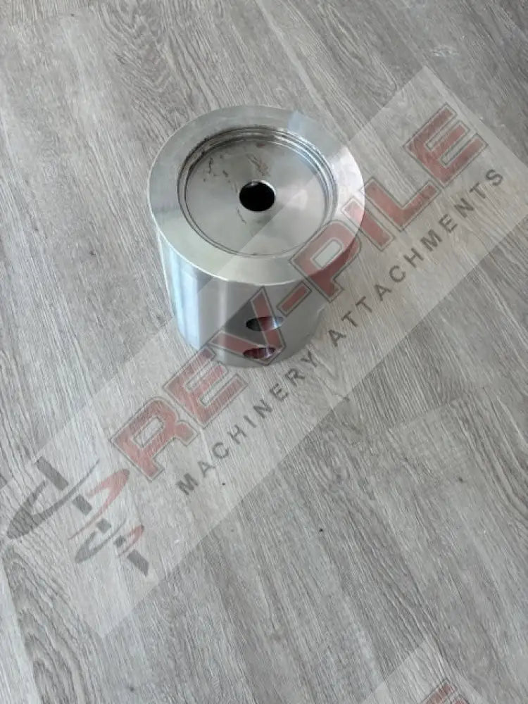 Load image into Gallery viewer, 4 1/2’’ Drive Can Sleeve Adaptors